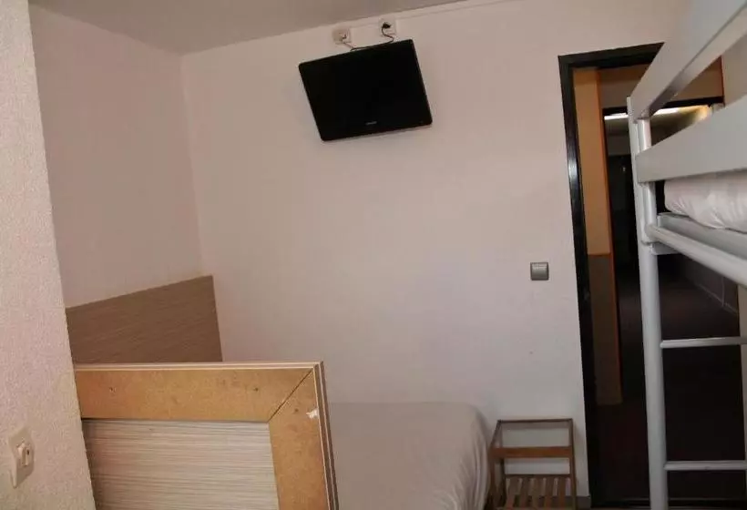 Fasthotel Montereau   Esmans