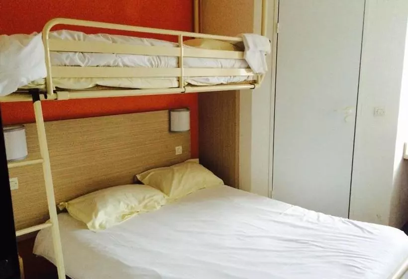 Fasthotel Montereau   Esmans