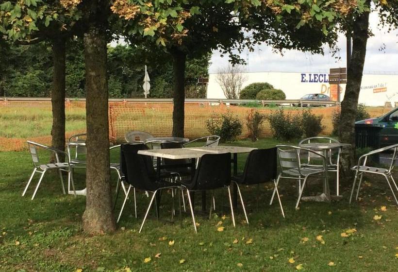 Fasthotel Montereau   Esmans