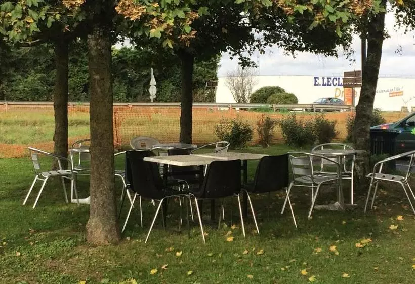 Fasthotel Montereau   Esmans