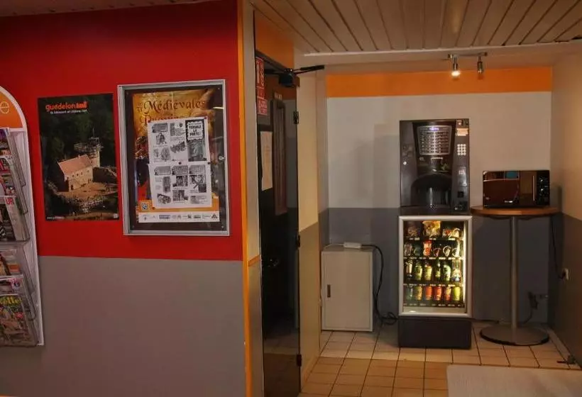 Fasthotel Montereau   Esmans