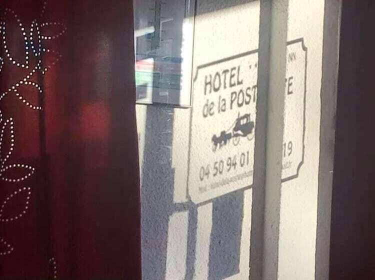 Отель Hôtel De La Poste
