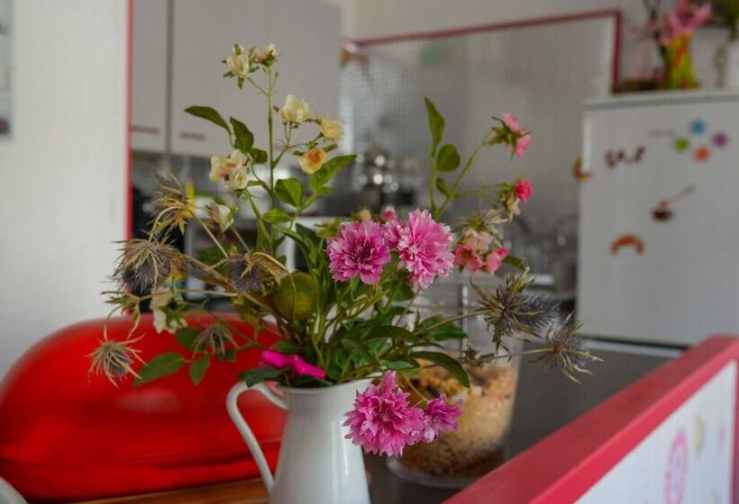 Отель Hôtel De La Poste