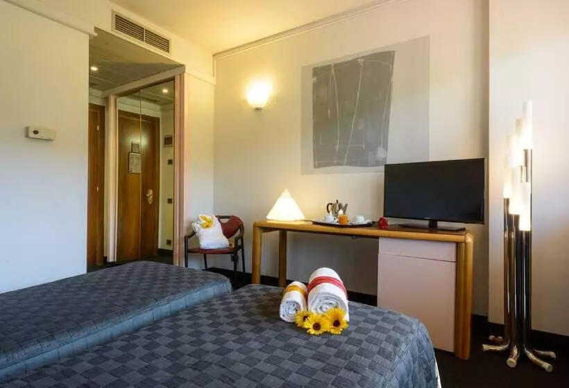 호텔 Albornoz Palace