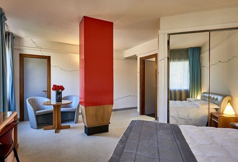 בית מלון כפרי Albornoz Palace