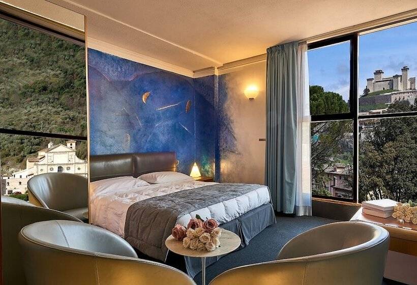 בית מלון כפרי Albornoz Palace