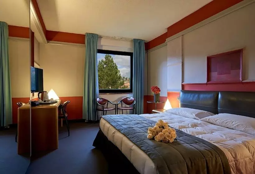 호텔 Albornoz Palace