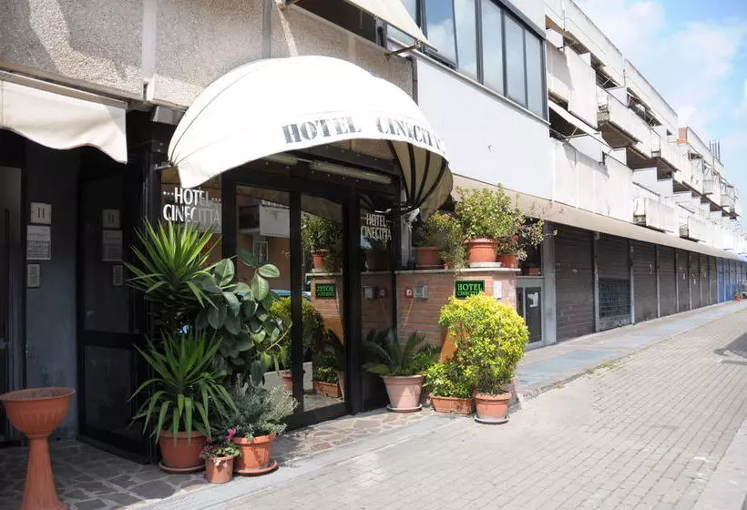هتل Cinecittà