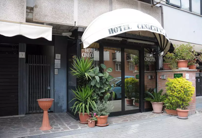 هتل Cinecittà