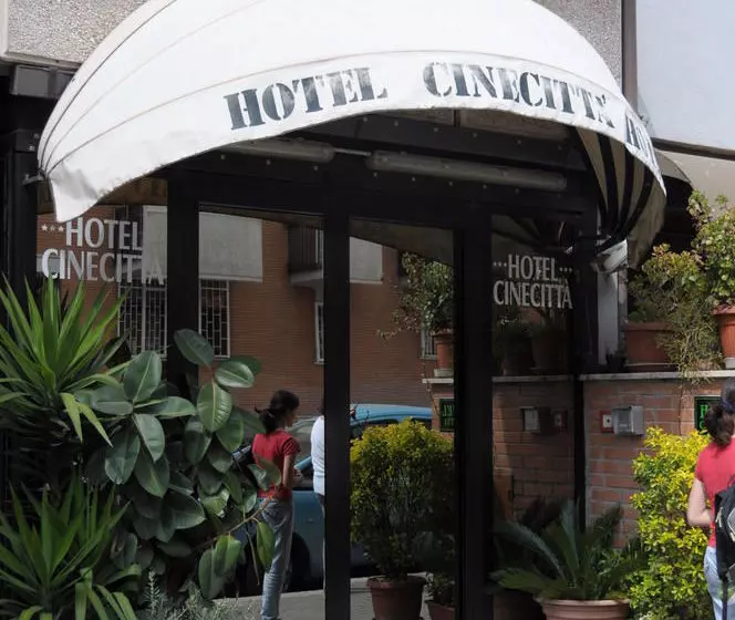 هتل Cinecittà