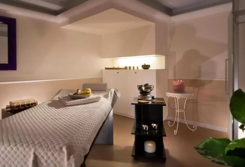 هتل Milton Rimini