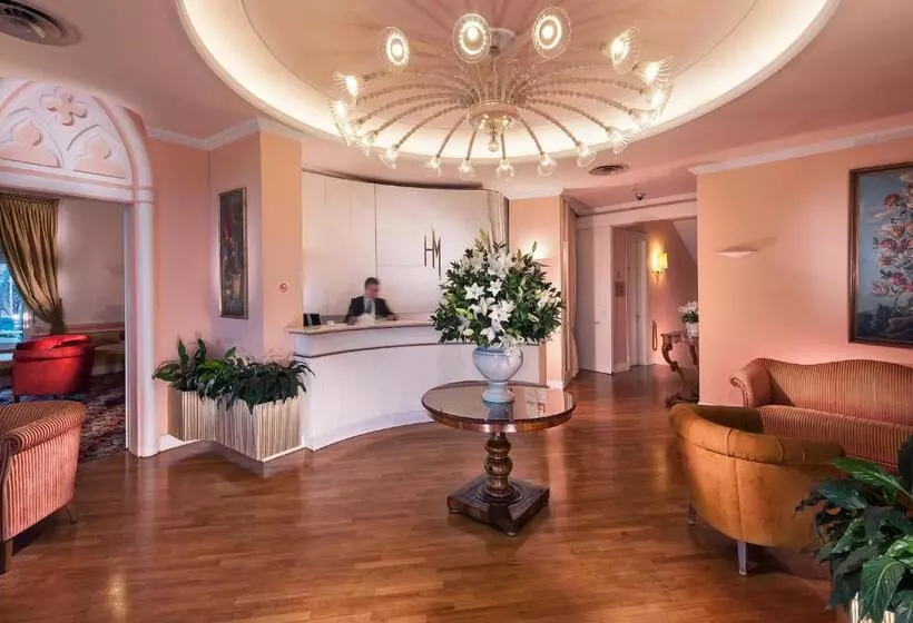 هتل Milton Rimini