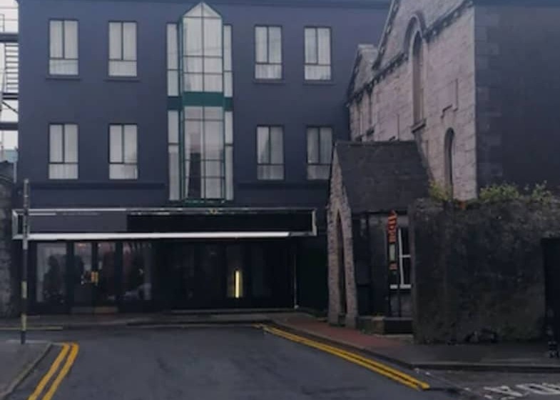 فندق The Victoria