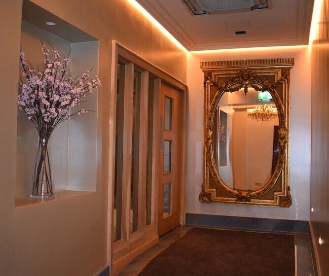 فندق The Victoria