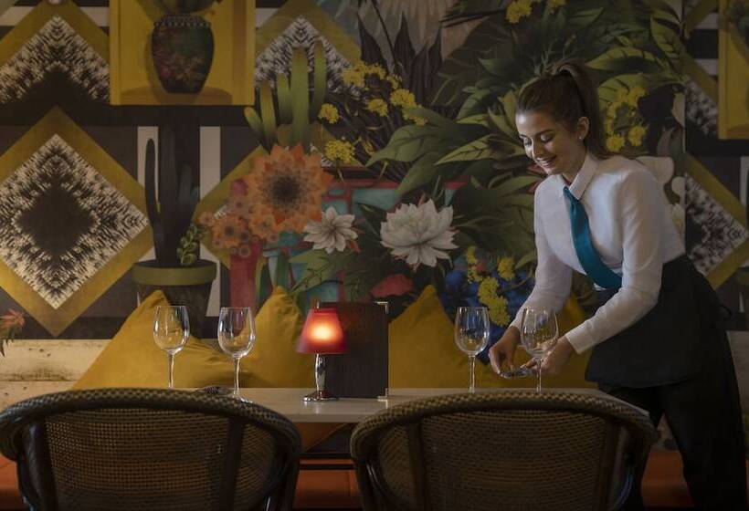 فندق The Victoria