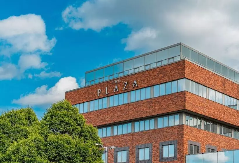 Plaza Hotel Tallaght