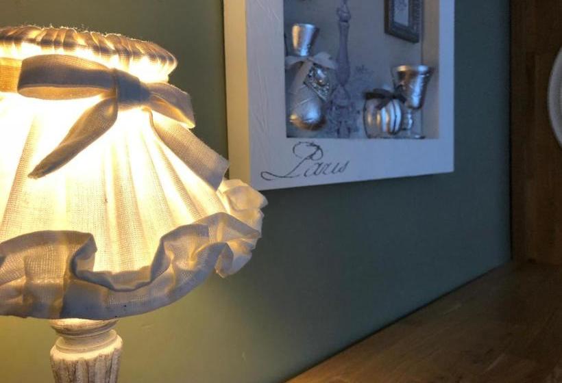 فندق Hôtel De La Cathédrale