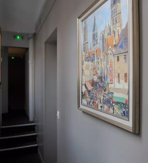 Hotelli Hôtel De La Cathédrale