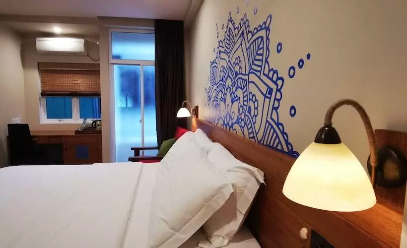 هتل Meri Maldives