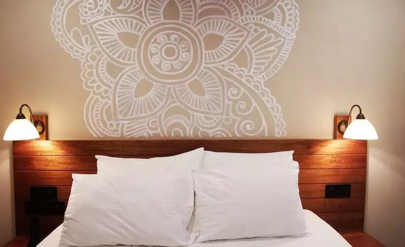 هتل Meri Maldives