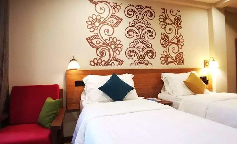 هتل Meri Maldives