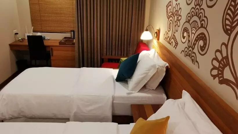 هتل Meri Maldives