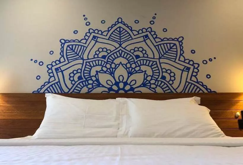 هتل Meri Maldives