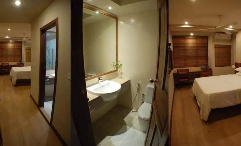 هتل Meri Maldives