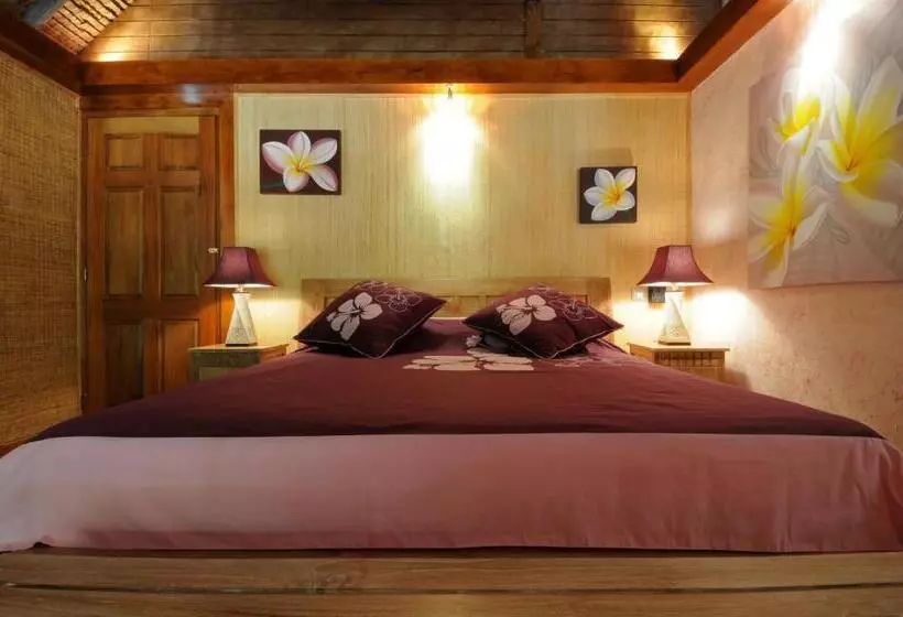 مسافرخانه Green Lodge Moorea