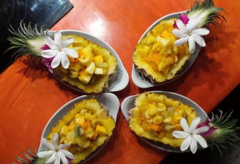 مسافرخانه Green Lodge Moorea