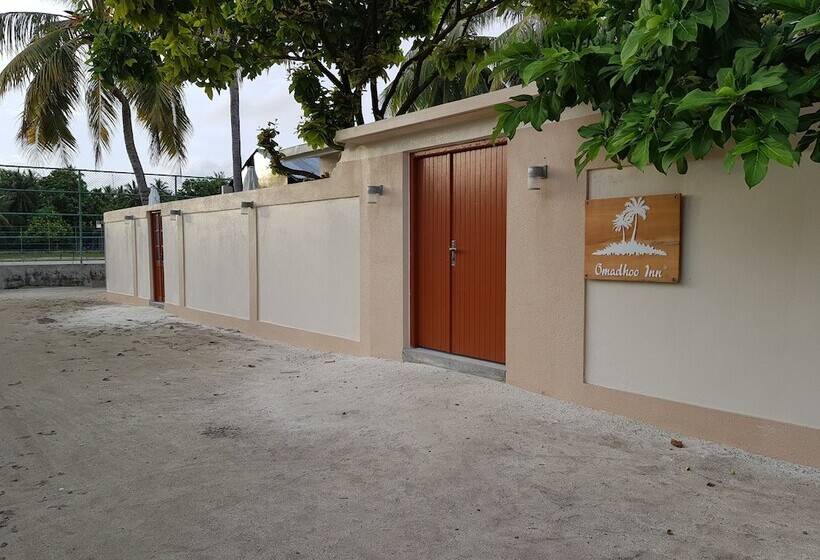 پانسیون Omadhoo Inn