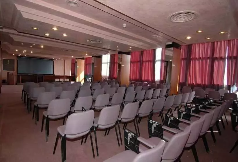 호텔 Grande Albergo Potenza