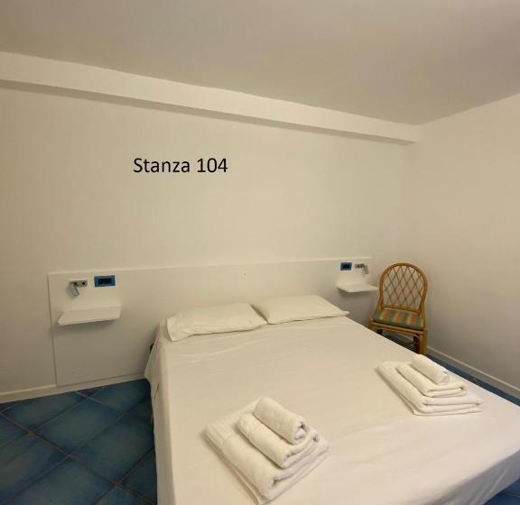 فندق Il Gabbiano Palinuro