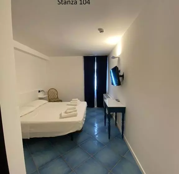 Отель Il Gabbiano Palinuro