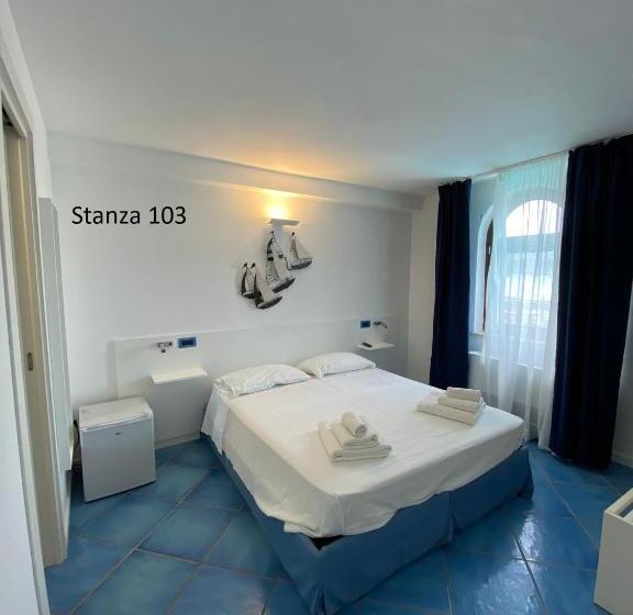 فندق Il Gabbiano Palinuro