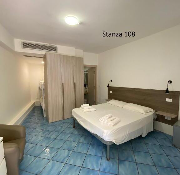 فندق Il Gabbiano Palinuro