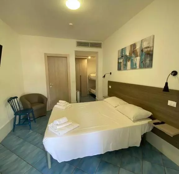 Отель Il Gabbiano Palinuro