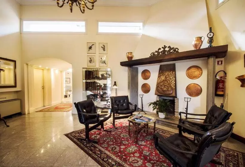 Отель Lido La Perla Nera