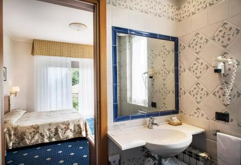 Отель Lido La Perla Nera