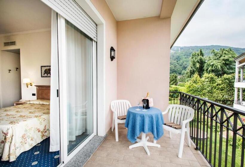 هتل Lido La Perla Nera