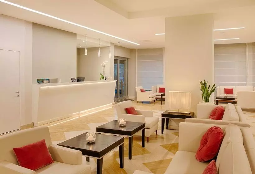 فندق NH La Spezia