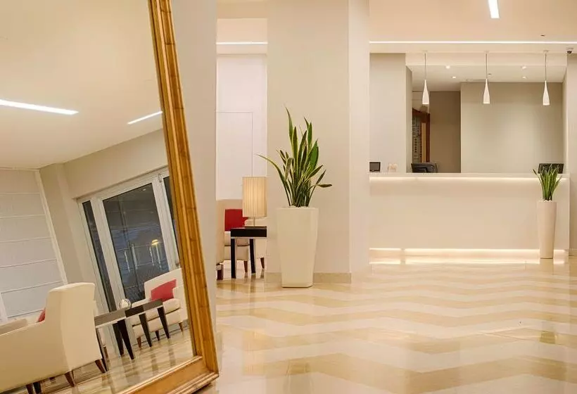 فندق NH La Spezia