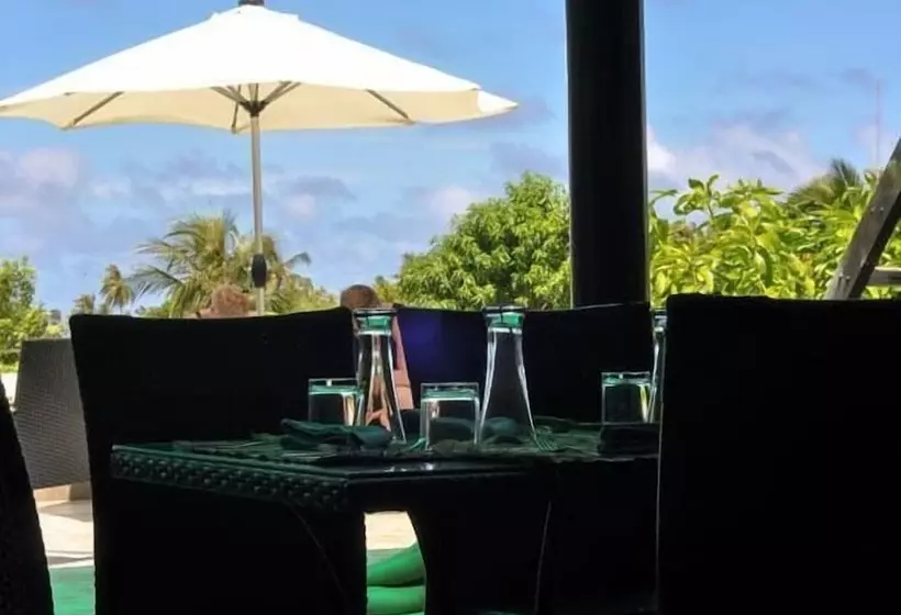 هتل Guraidhoo Palm Inn