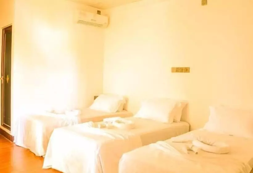 هتل Guraidhoo Palm Inn