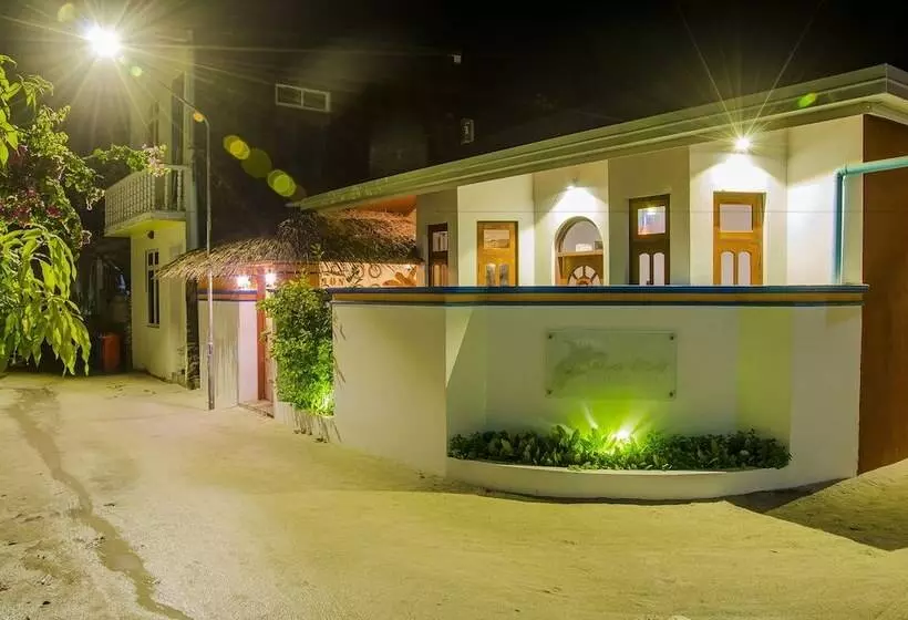 هتل Rasdhoo Atoll Residence
