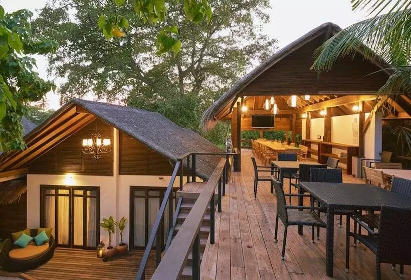 پانسیون Atollkey