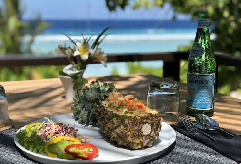 پانسیون Atollkey