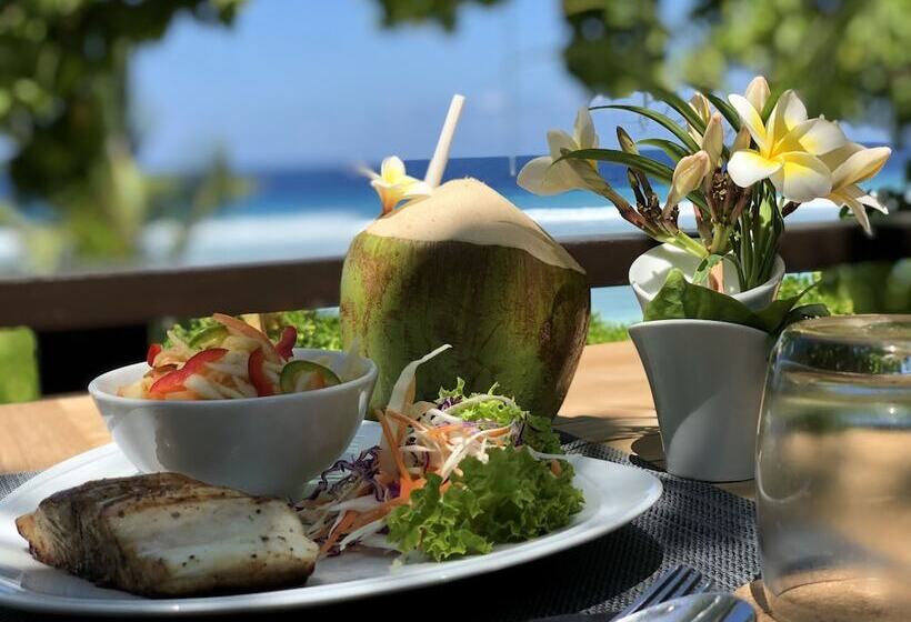 پانسیون Atollkey