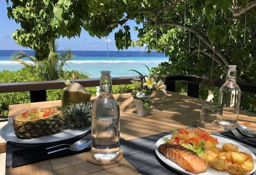 پانسیون Atollkey