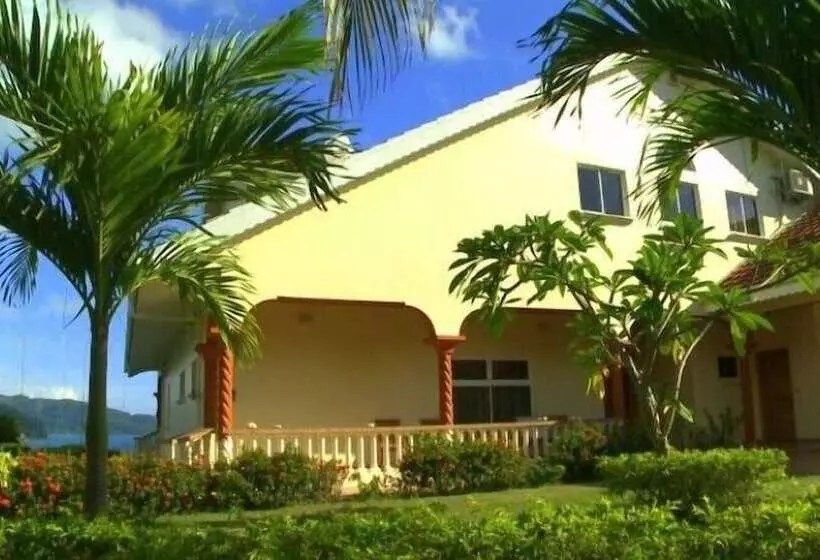 هتل Bay View Villa